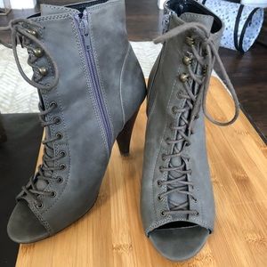 SOLD Grey open toed lace up heels
